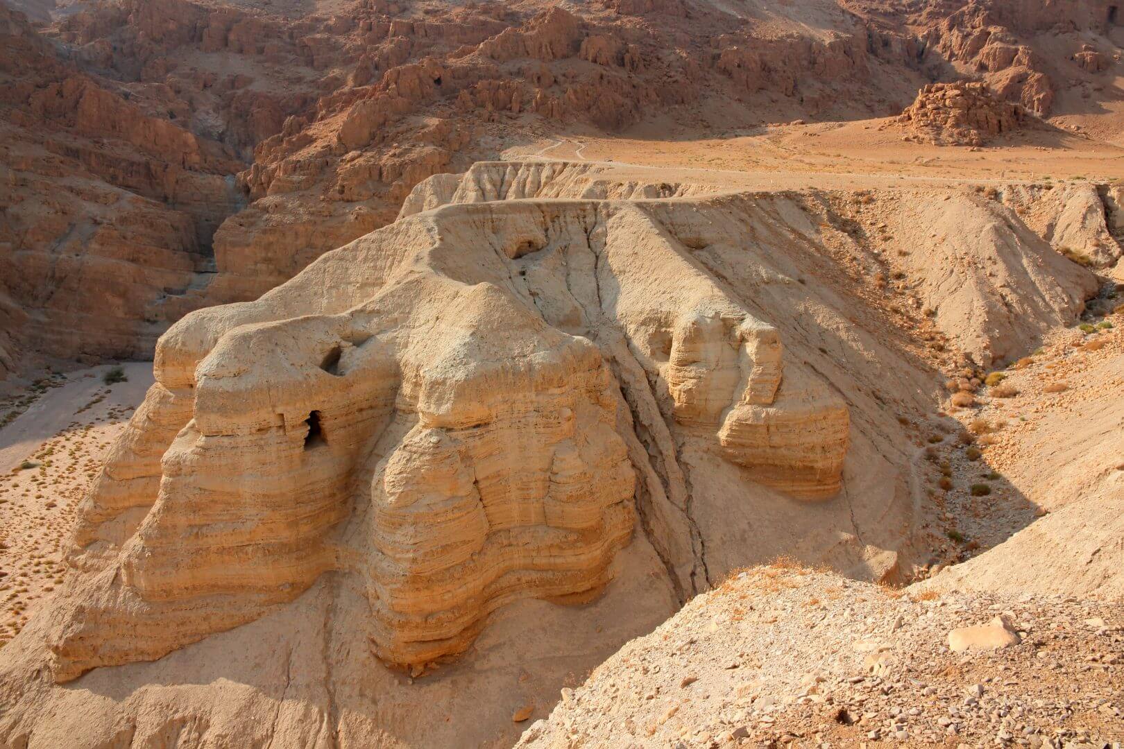 Qumran-1620x1080